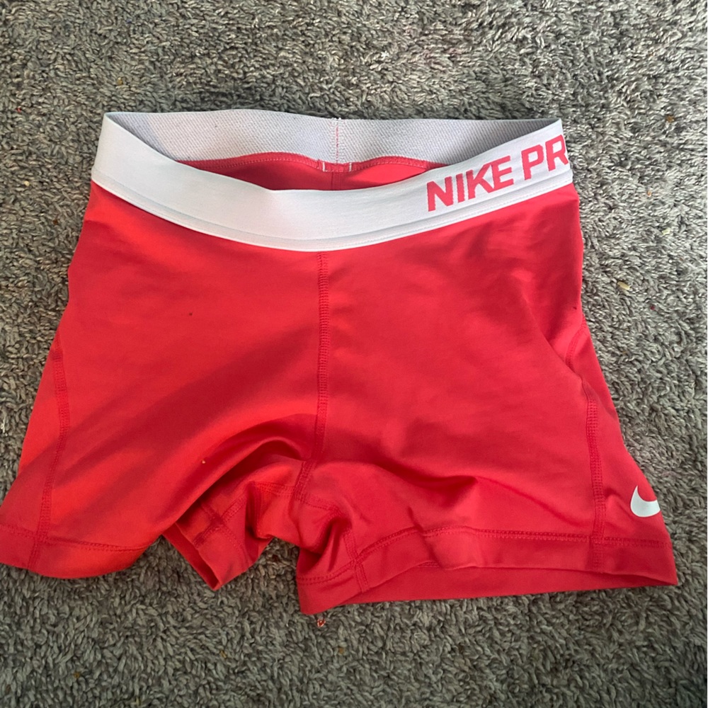 Pink nike pro shorts size small 🌸